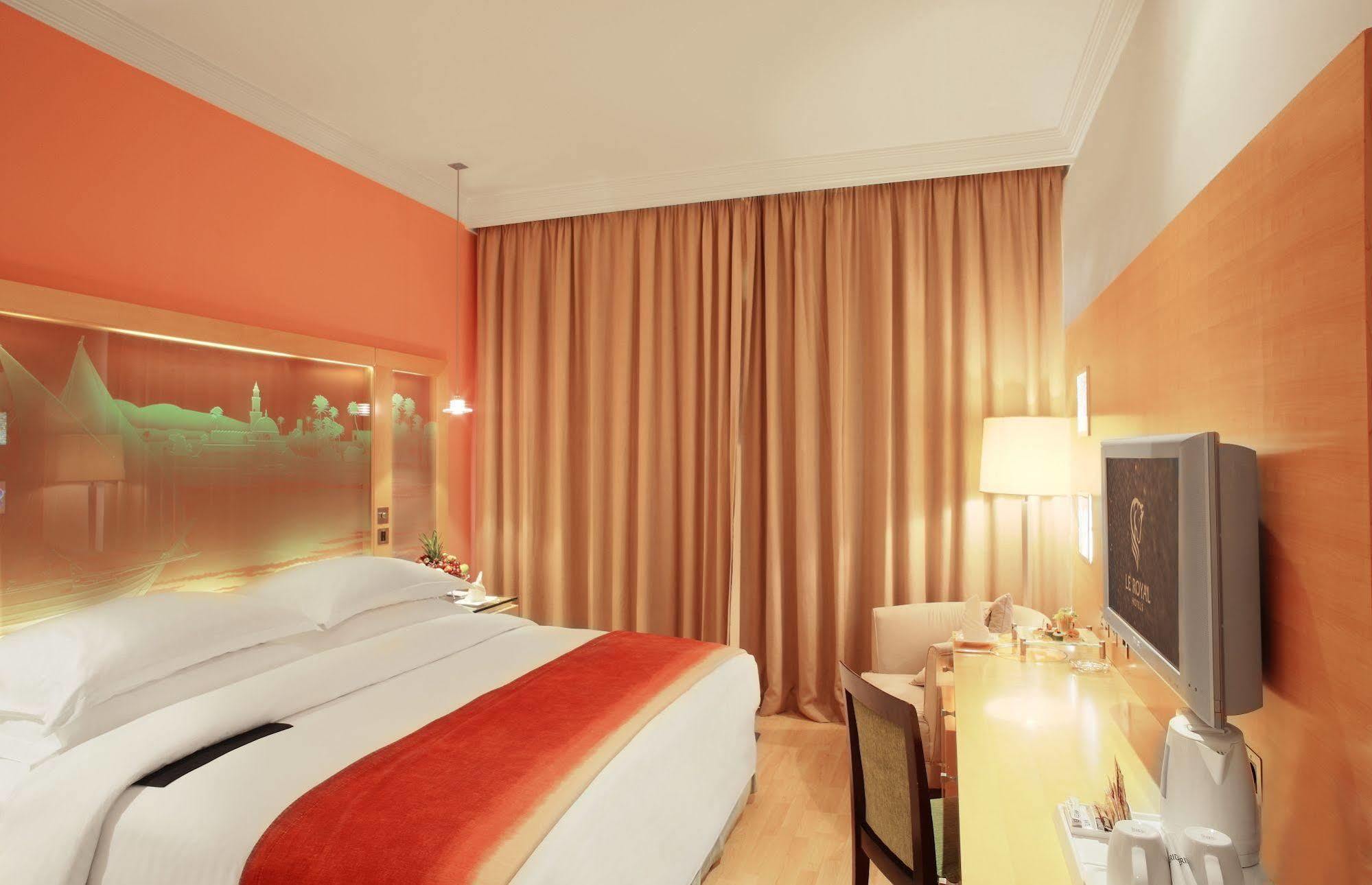 Le Royal Tower Hotel Koeweit Buitenkant foto