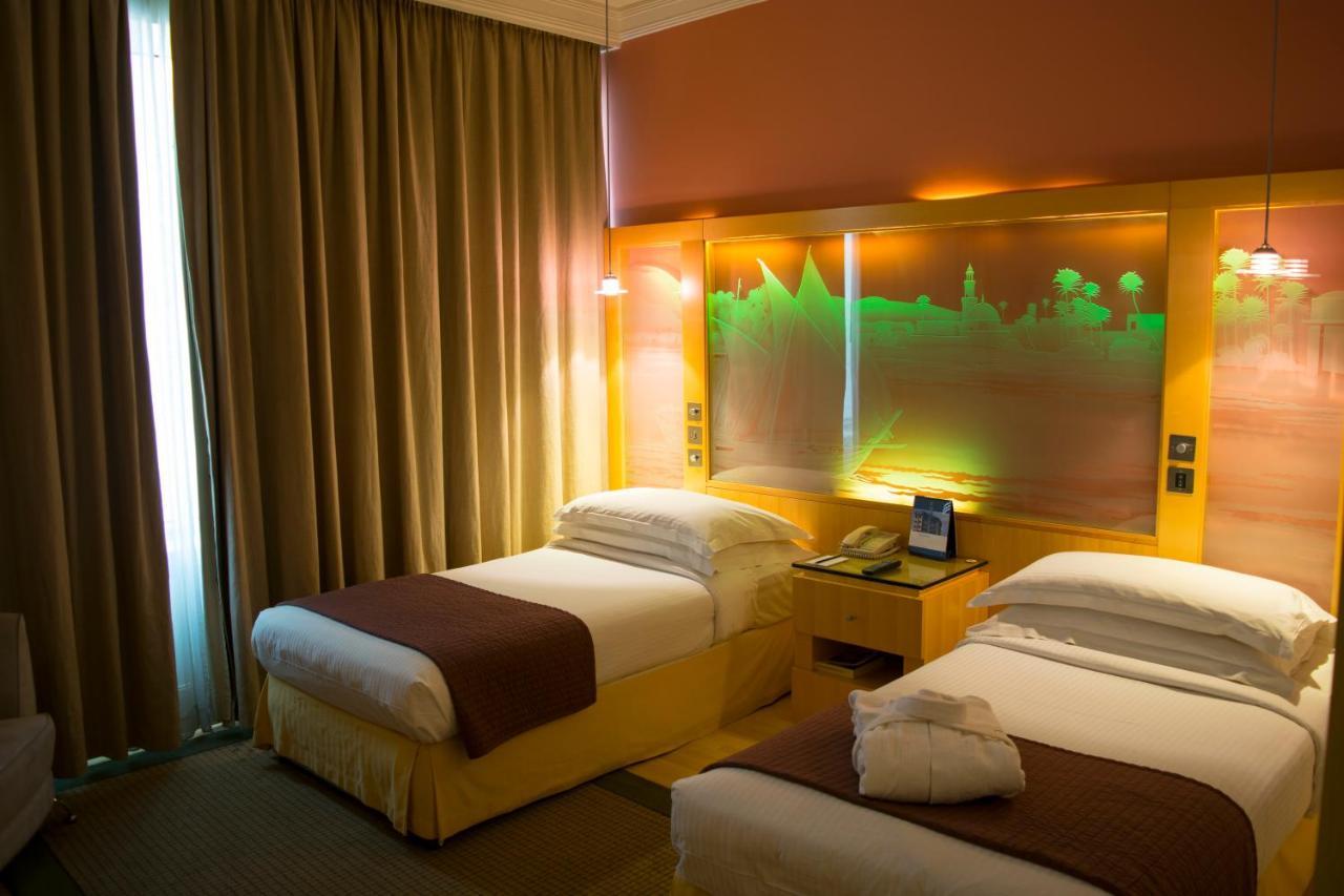 Le Royal Tower Hotel Koeweit Buitenkant foto