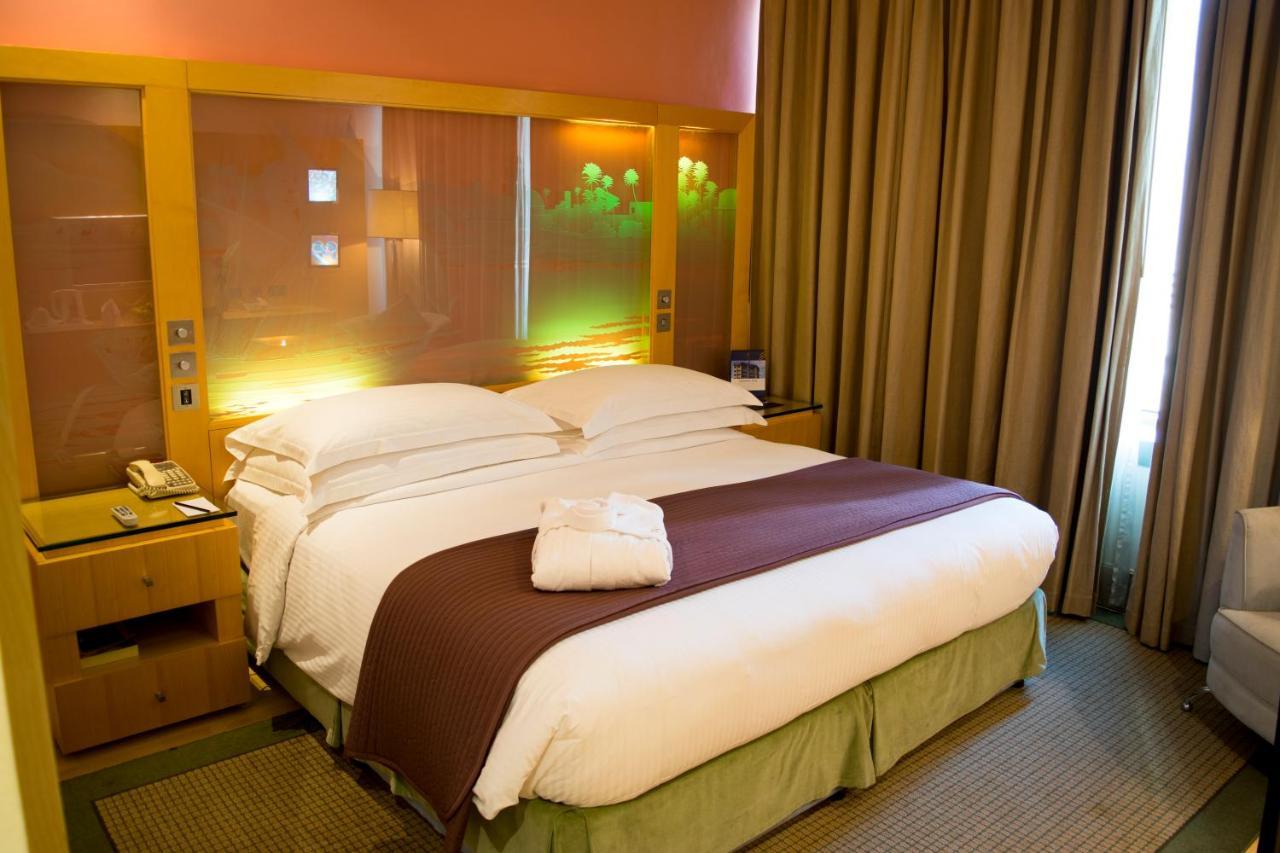Le Royal Tower Hotel Koeweit Buitenkant foto